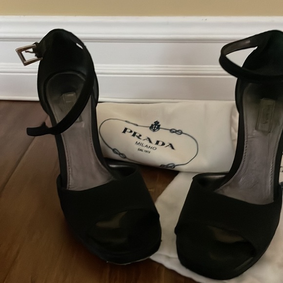 Prada Satin - Picture 3 of 6